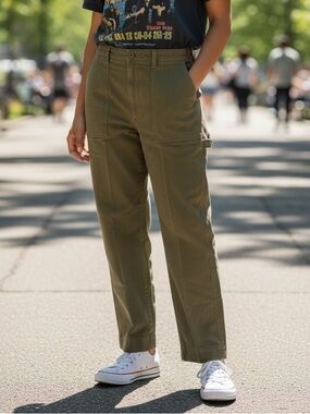 GAP Olive Green Cargo Straight Leg Pants